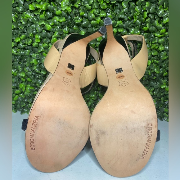 Barely used sandals heels - Picture 3 of 3